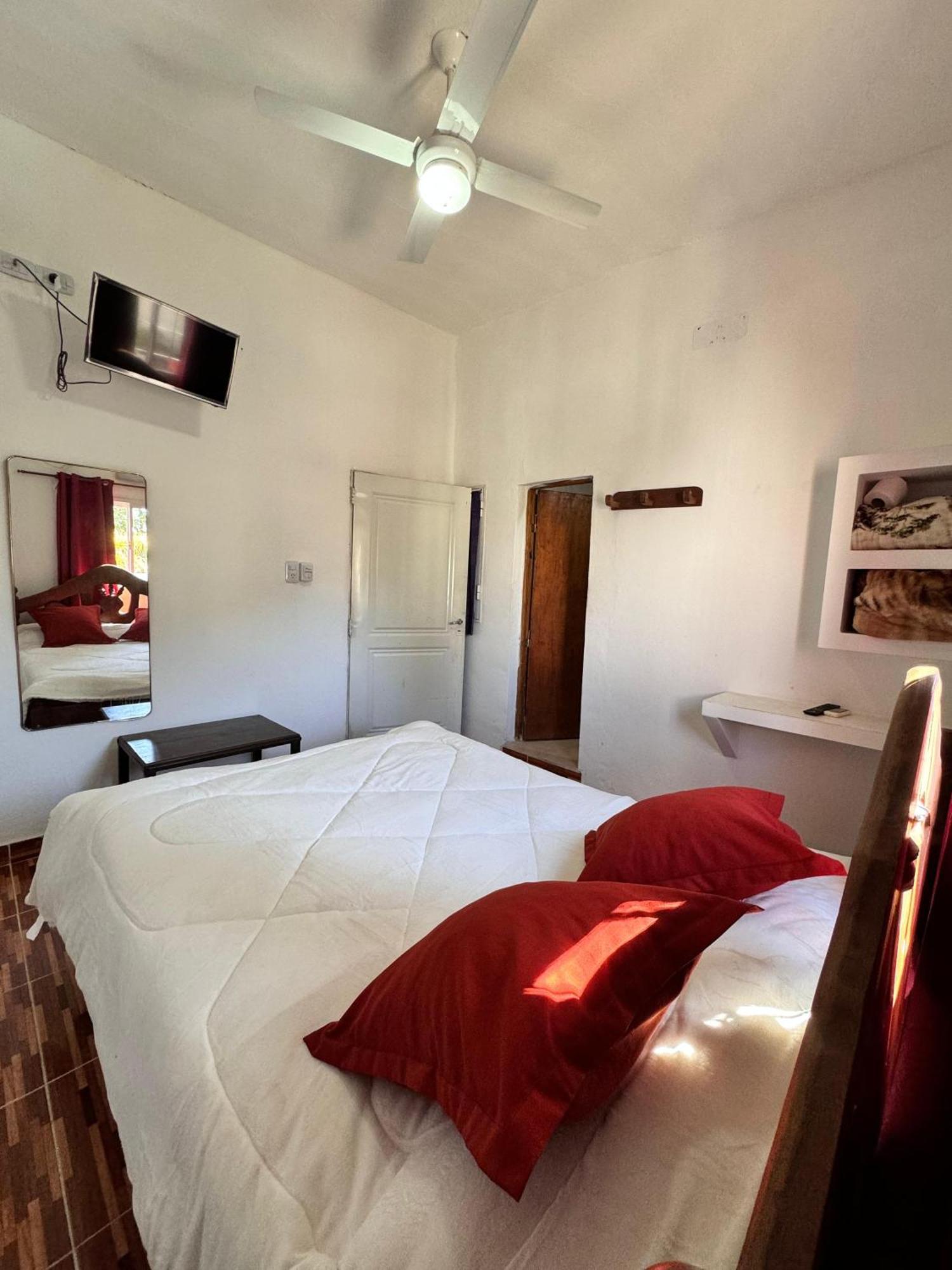 Aparthotel Rincon Del Agua Termas de Río Hondo Exterior foto